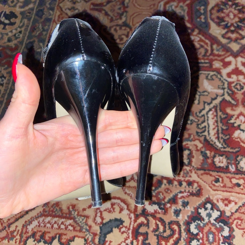 Guess by Marciano Black T-Strap Heels - Picture 3 of 4
